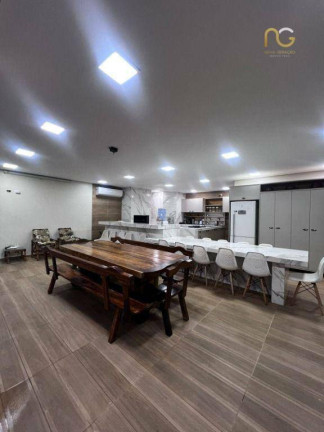 Imagem Sobrado com 8 Quartos à Venda, 500 m² em Balneário Flórida - Praia Grande Imagem Sobrado com 8 Quartos à Venda, 500 m² em Balneário Flórida - Praia Grande