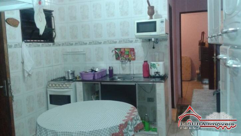 Imagem Casa com 2 Quartos à Venda, em Jardim Bela Vista - Jacareí Imagem Casa com 2 Quartos à Venda, em Jardim Bela Vista - Jacareí