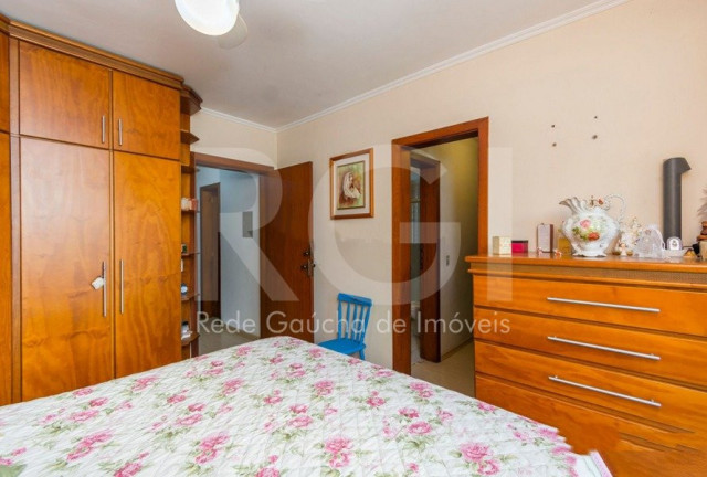 Imagem Casa com 3 Quartos à Venda, 250 m² em Menino Deus - Porto Alegre Imagem Casa com 3 Quartos à Venda, 250 m² em Menino Deus - Porto Alegre