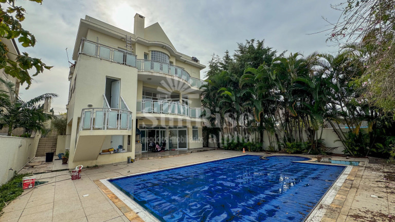 Casa com 4 Quartos para Alugar, 600 m² em Alphaville Residencial Dois - Barueri
