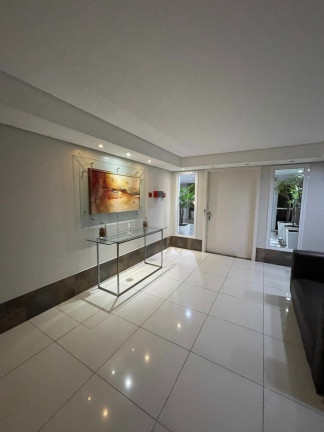 Imagem Apartamento com 1 Quarto à Venda, 101 m² em Petrópolis - Porto Alegre