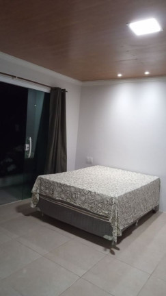 Imagem Casa com 4 Quartos à Venda, 320 m² em Arembepe - Camaçari Imagem Casa com 4 Quartos à Venda, 320 m² em Arembepe - Camaçari