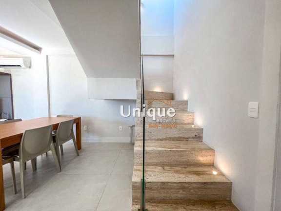 Imagem Casa com 4 Quartos à Venda, 130 m² em Centro - Armação Dos Búzios
