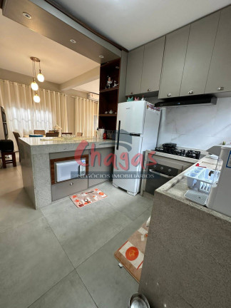 Imagem Casa com 3 Quartos à Venda, 222 m² em Jardim Nomar - Caraguatatuba Imagem Casa com 3 Quartos à Venda, 222 m² em Jardim Nomar - Caraguatatuba