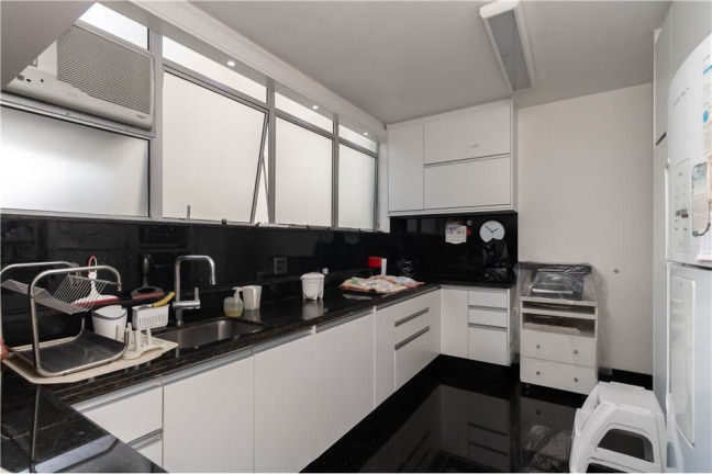 Imagem Apartamento com 4 Quartos à Venda, 280 m² em Jardim América - São Paulo