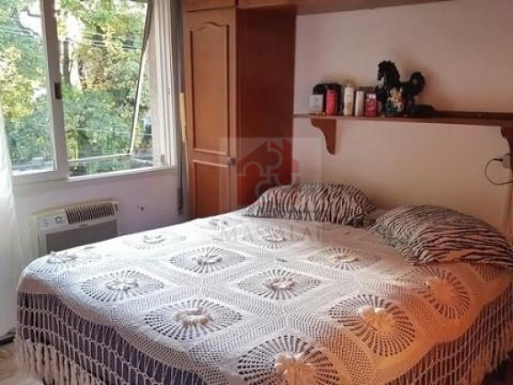 Imagem Apartamento com 2 Quartos à Venda, 56 m² em Menino Deus - Porto Alegre Imagem Apartamento com 2 Quartos à Venda, 56 m² em Menino Deus - Porto Alegre