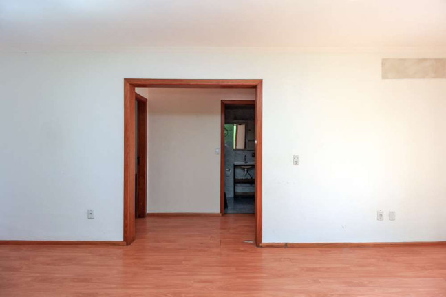 Imagem Imóvel com 2 Quartos à Venda,  em Petrópolis - Porto Alegre