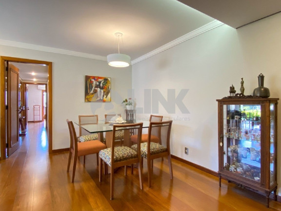 Imagem Apartamento com 3 Quartos à Venda, 140 m² em Moinhos De Vento - Porto Alegre