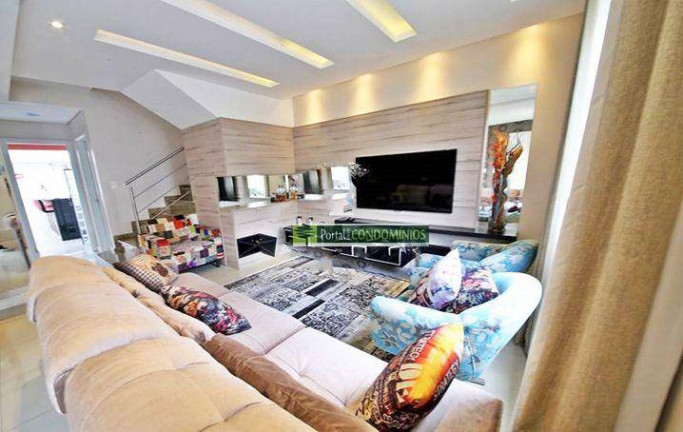 Imagem Casa com 3 Quartos à Venda, 180 m² em Barreirinha - Curitiba Imagem Casa com 3 Quartos à Venda, 180 m² em Barreirinha - Curitiba
