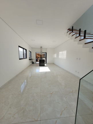 Imagem Sobrado com 3 Quartos à Venda, 127 m² em Villas Do Jaguari - Santana De Parnaíba