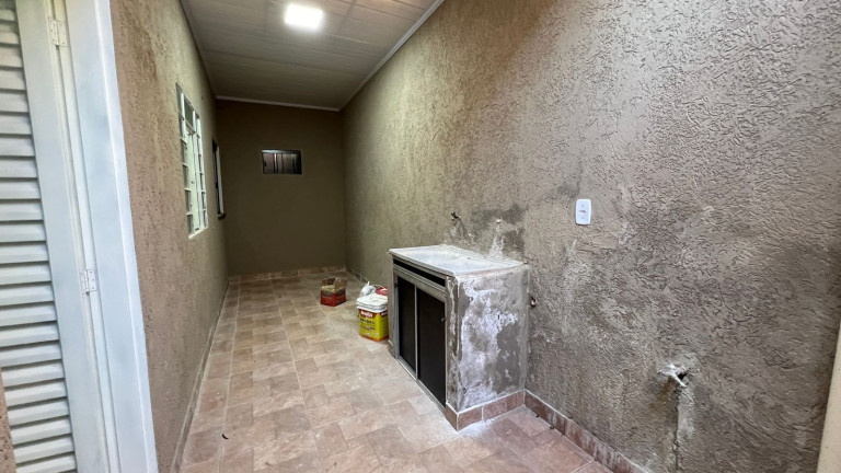 Imagem Casa com 3 Quartos à Venda, 140 m² em Recanto Das Emas - Brasília Imagem Casa com 3 Quartos à Venda, 140 m² em Recanto Das Emas - Brasília