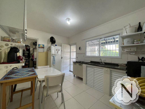 Imagem Casa com 2 Quartos à Venda, 66 m² em Jardim Suarão - Itanhaém