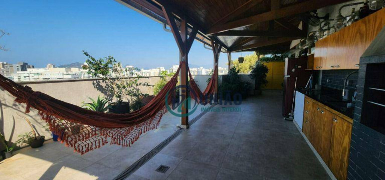 Imagem Cobertura com 4 Quartos à Venda, 230 m² em Santa Rosa - Niterói
