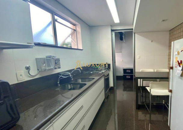 Imagem Imóvel com 3 Quartos à Venda, 97 m² em Lourdes - Belo Horizonte