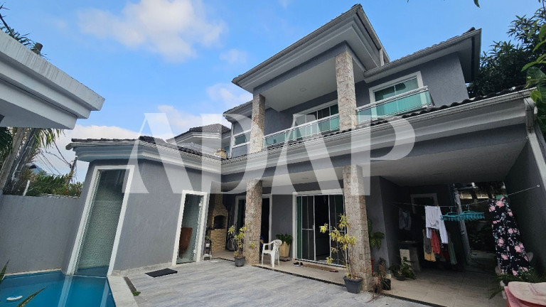 Imagem Casa com 4 Quartos à Venda, 256 m² em Vargem Pequena - Rio De Janeiro Imagem Casa com 4 Quartos à Venda, 256 m² em Vargem Pequena - Rio De Janeiro