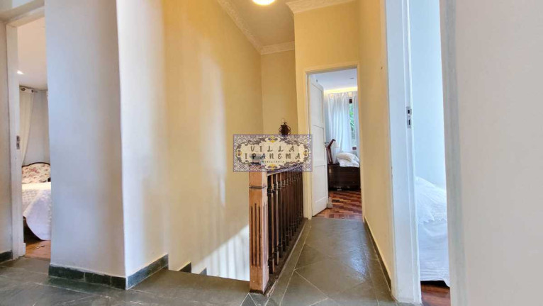 Imagem Imóvel com 5 Quartos à Venda, 300 m² em Lagoa - Rio De Janeiro Imagem Imóvel com 5 Quartos à Venda, 300 m² em Lagoa - Rio De Janeiro