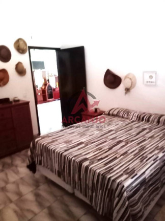 Imagem Sobrado com 4 Quartos à Venda, 300 m² em Ressaca - Ubatuba Imagem Sobrado com 4 Quartos à Venda, 300 m² em Ressaca - Ubatuba