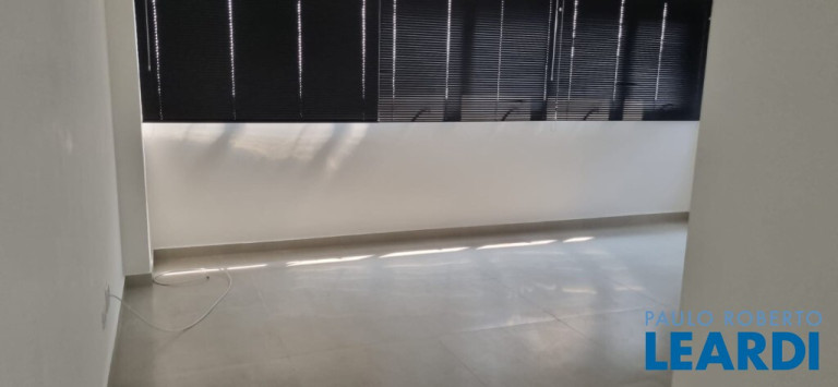 Imagem Sala Comercial à Venda, 37 m² em Vila Assunção - Santo André Imagem Sala Comercial à Venda, 37 m² em Vila Assunção - Santo André