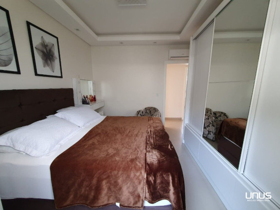 Imagem Casa com 3 Quartos à Venda, 180 m² em Sertão Do Maruim - São José