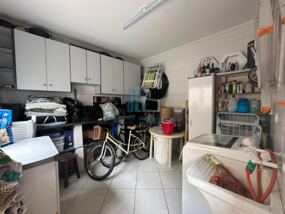 Imagem Casa com 2 Quartos à Venda, 59 m² em Guilhermina - Praia Grande Imagem Casa com 2 Quartos à Venda, 59 m² em Guilhermina - Praia Grande