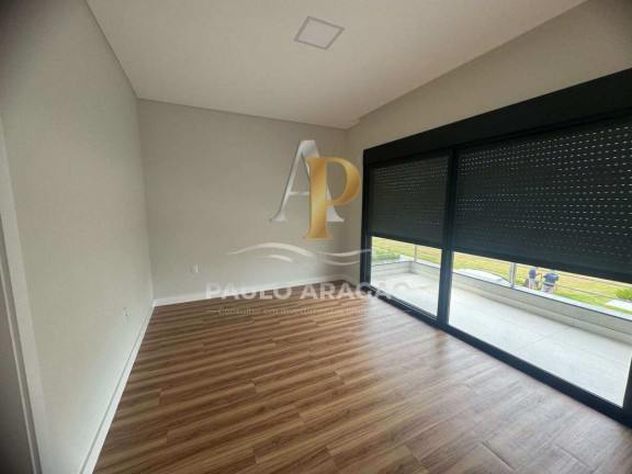 Imagem Casa de Condomínio com 4 Quartos à Venda, 263 m² em Santa Regina - Camboriú
