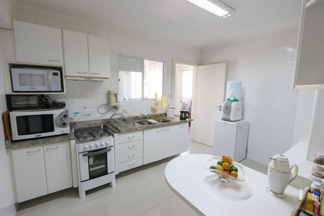 Imagem Apartamento com 4 Quartos à Venda, 249 m² em Centro - Balneário Camboriú Imagem Apartamento com 4 Quartos à Venda, 249 m² em Centro - Balneário Camboriú