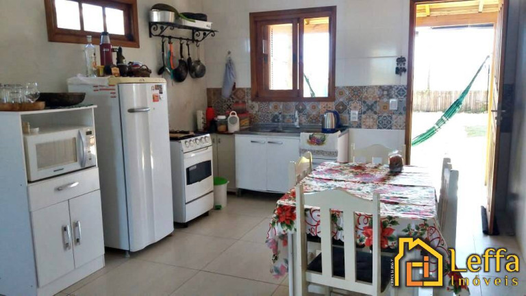 Imagem Casa com 2 Quartos à Venda, 360 m² em Curtume - Torres