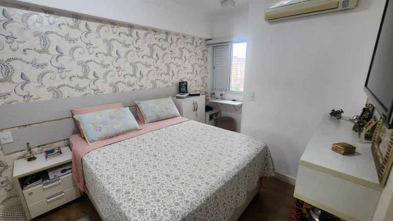 Imagem Apartamento com 2 Quartos à Venda, 67 m² em Encruzilhada - Santos