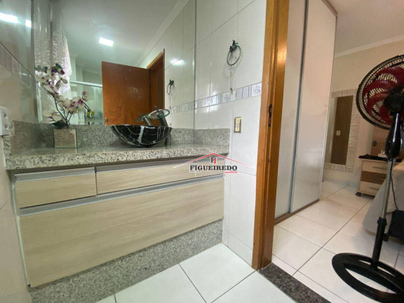 Imagem Apartamento com 3 Quartos à Venda, 127 m² em Aviação - Praia Grande