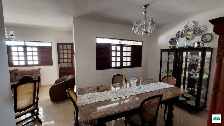 Imagem Casa com 4 Quartos à Venda, 270 m² em Antares - Maceió