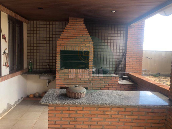 Imagem Casa com 3 Quartos à Venda, 410 m² em Santa Rosa - Cuiabá