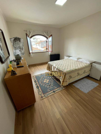 Imagem Sobrado com 3 Quartos à Venda, 201 m² em Nova Gerti - São Caetano Do Sul