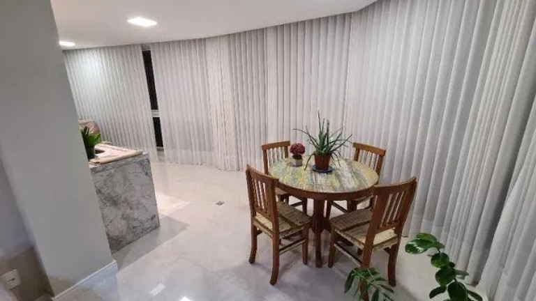 Imagem Apartamento com 3 Quartos à Venda, 120 m² em Praia Da Costa - Vila Velha Imagem Apartamento com 3 Quartos à Venda, 120 m² em Praia Da Costa - Vila Velha