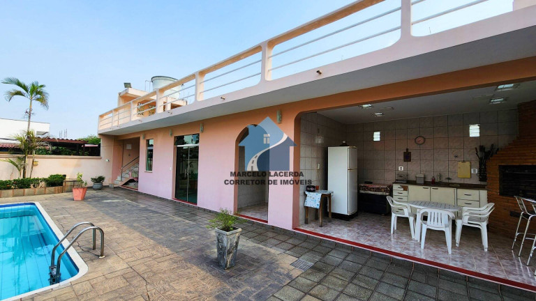 Casa com 3 Quartos à Venda, 326 m² em Chapada - Manaus