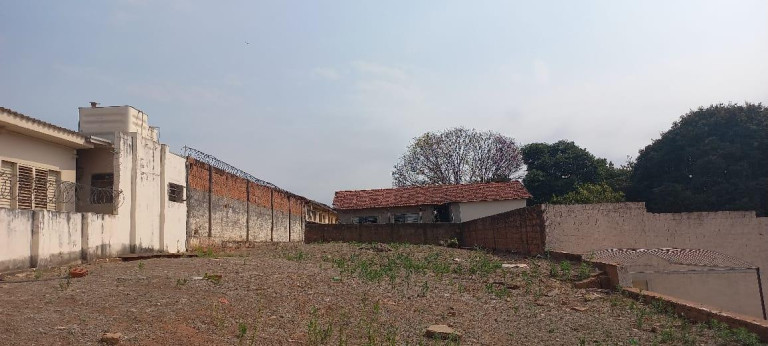 Imagem Terreno à Venda, 374 m² em Centro - Getulina Imagem Terreno à Venda, 374 m² em Centro - Getulina
