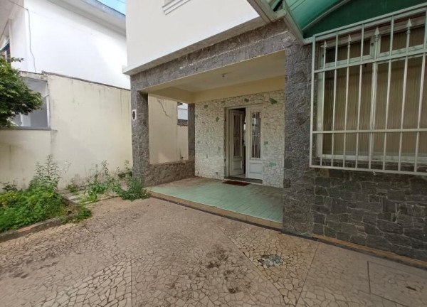 Imagem Casa com 3 Quartos à Venda, 215 m² em Ponta Da Praia - Santos Imagem Casa com 3 Quartos à Venda, 215 m² em Ponta Da Praia - Santos