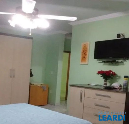 Imagem Sobrado com 3 Quartos à Venda, 256 m² em Campestre - Santo André Imagem Sobrado com 3 Quartos à Venda, 256 m² em Campestre - Santo André