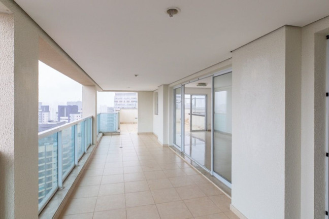 Imagem Imóvel com 3 Quartos à Venda, 227 m² em Santo Amaro - São Paulo