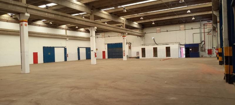 Galpão para Alugar, 1.820 m² em Jardim Planalto - Jundiaí