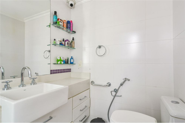 Imagem Imóvel com 3 Quartos à Venda, em Itaim Bibi - São Paulo Imagem Imóvel com 3 Quartos à Venda, em Itaim Bibi - São Paulo