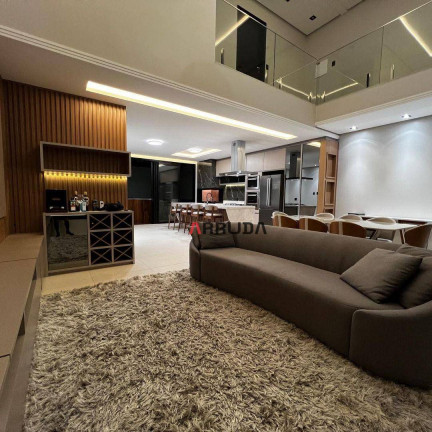 Imagem Sobrado com 3 Quartos à Venda, 210 m² em Tropical Iii - Cascavel Imagem Sobrado com 3 Quartos à Venda, 210 m² em Tropical Iii - Cascavel