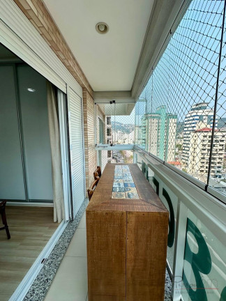 Imagem Apartamento com 3 Quartos à Venda, 217 m² em Centro - Florianópolis Imagem Apartamento com 3 Quartos à Venda, 217 m² em Centro - Florianópolis