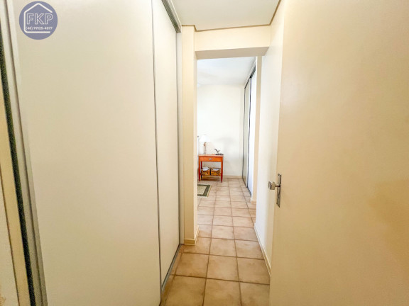 Imagem Apartamento com 3 Quartos à Venda, 122 m² em Centro - Florianópolis Imagem Apartamento com 3 Quartos à Venda, 122 m² em Centro - Florianópolis