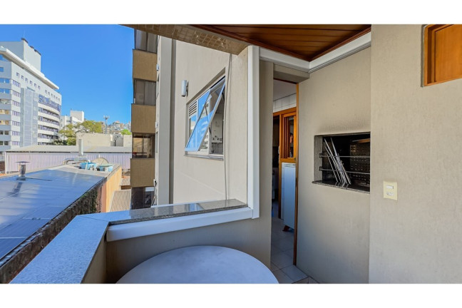 Imagem Imóvel com 3 Quartos à Venda, 121 m² em Auxiliadora - Porto Alegre