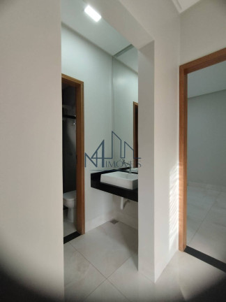 Imagem Casa com 3 Quartos à Venda, 174 m² em Setor Orientville - Goiânia Imagem Casa com 3 Quartos à Venda, 174 m² em Setor Orientville - Goiânia