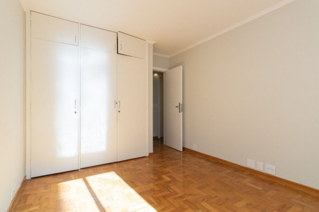 Imagem Imóvel com 2 Quartos à Venda, 101 m² em Moema - São Paulo Imagem Imóvel com 2 Quartos à Venda, 101 m² em Moema - São Paulo