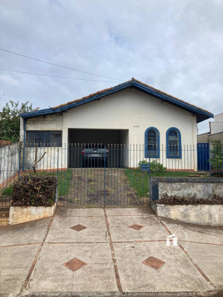 Casa com 2 Quartos à Venda, 175 m² em Vila Dos Lavradores - Botucatu
