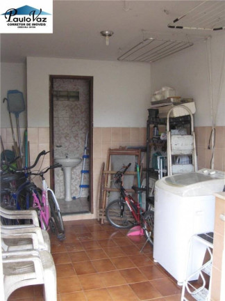 Imagem Sobrado com 3 Quartos à Venda, 265 m² em Vila Capri - Araruama Imagem Sobrado com 3 Quartos à Venda, 265 m² em Vila Capri - Araruama
