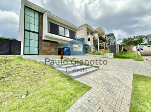 Imagem Casa de Condomínio com 3 Quartos à Venda, 303 m² em Moinho Velho - Embu Das Artes