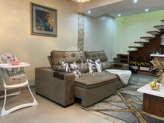 Imagem Casa com 3 Quartos à Venda, 300 m² em Jardim Roberto - Osasco